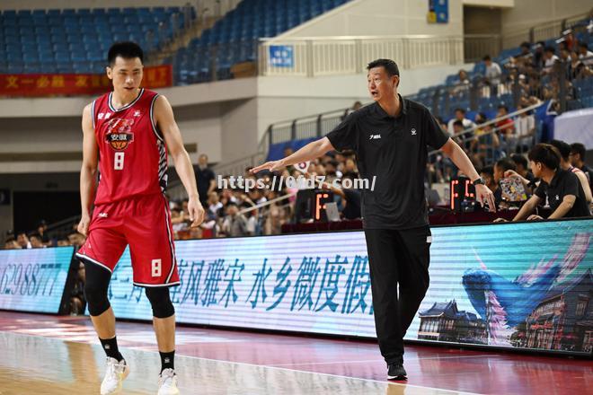 篮球职业联赛：NBL季后赛激烈展开战局